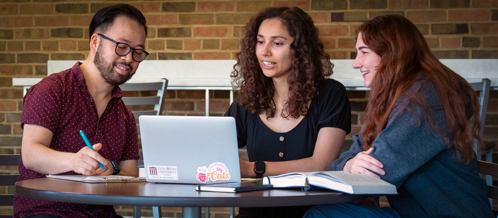 0520-26_AI-StudentOnComputer-NewsLarge-1740x764.jpg